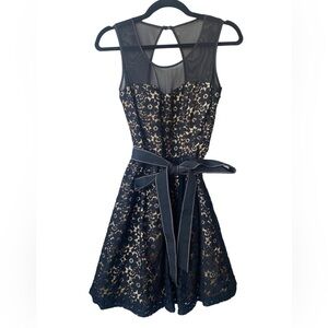 Windsor Lace Mini Dress Size S Mesh Bow‎ Sweetheart Neckline Fairy Coquette Prom